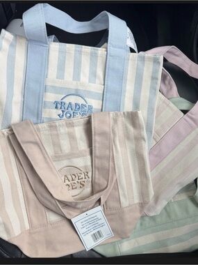 Trader Joe's Striped Mini Tote Bag - Pastel Blue,Pink,Tan - SET OF 4 BRAND NEW